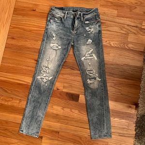 American Eagle Men’s Jeans Size 29 x 30; worn maybe 3 times.
